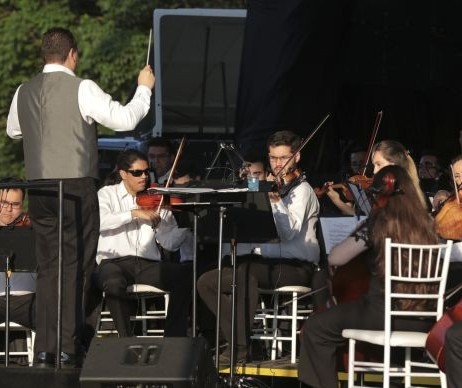Orquestra da Unicesumar faz concerto no Parque do Ingá