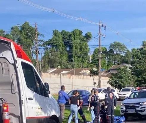 Motociclista morre após ter pescoço atingido por fiação rompida