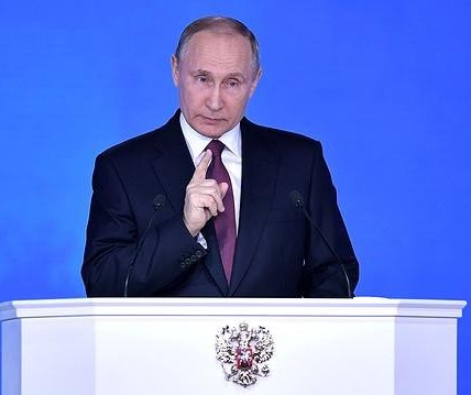 Rússia registra 1ª vacina contra a Covid-19, anuncia Putin 