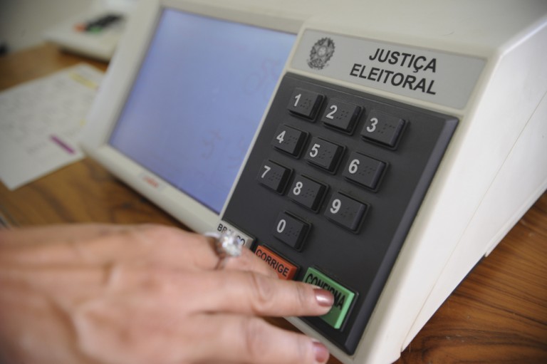 Seis vereadores disputam as eleições de 2018