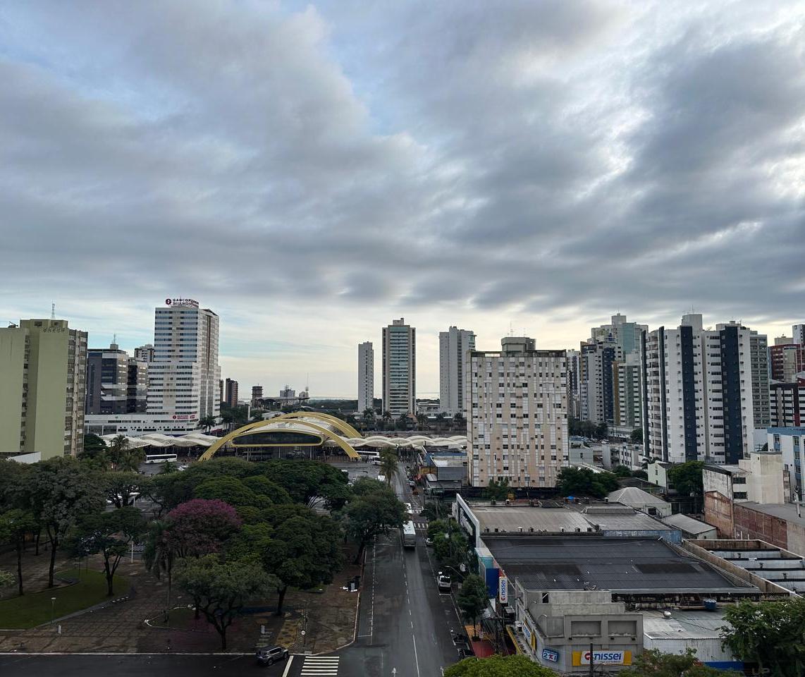 Instabilidade persiste em Maringá nesta sexta (6), mas com pouca chuva; veja os detalhes do fim de semana