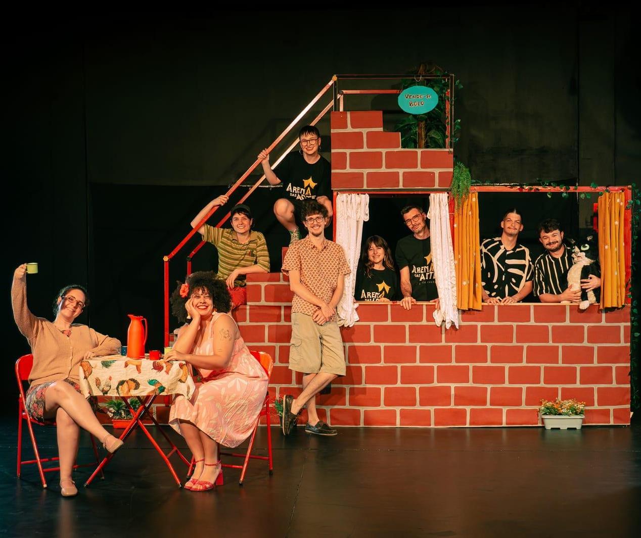 Peça teatral sobre cooperativismo circula por seis cidades da região