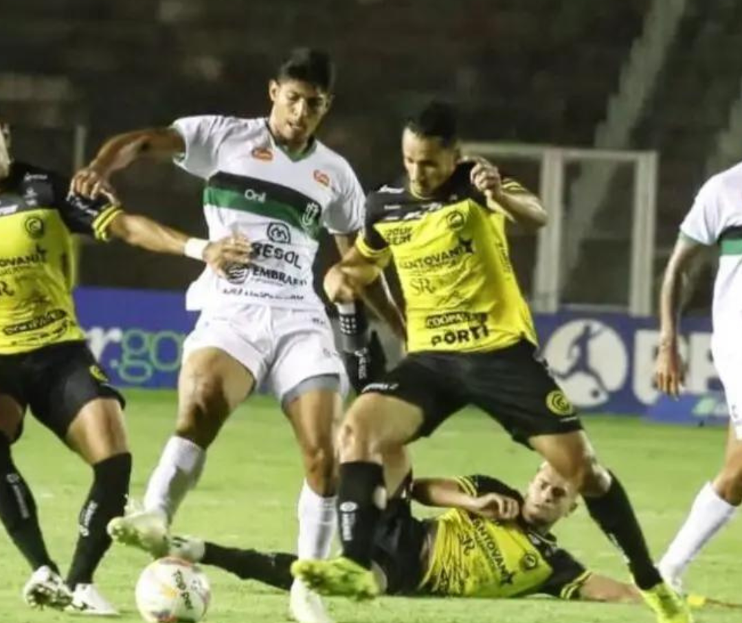 Maringá FC joga mal e é derrotado pelo Cascavel no primeiro jogo das quartas de final do Paranaense