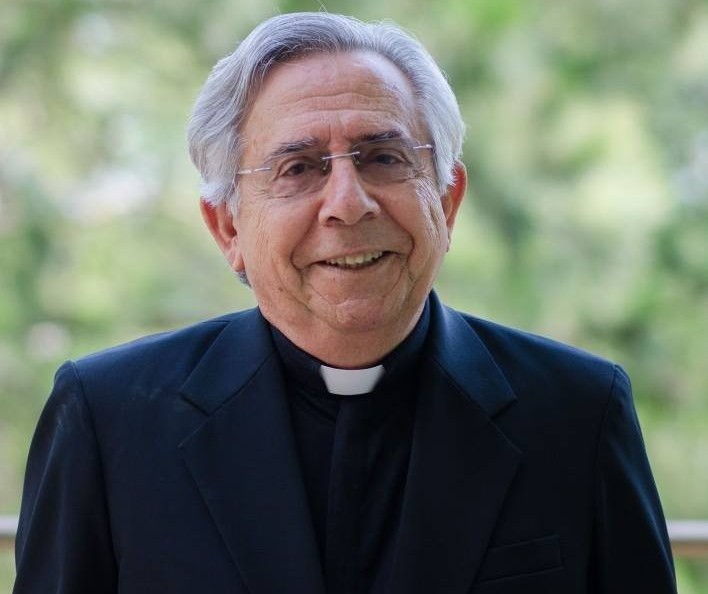 Padre monsenhor Orivaldo Robles morre aos 77 anos, em Maringá 