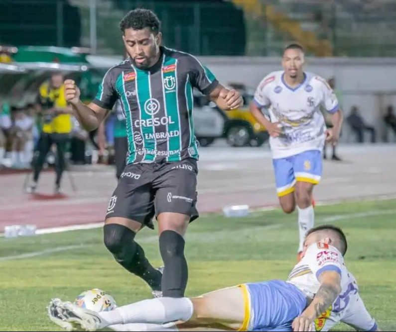 Maringá FC não joga bem, mas vence o lanterna do Paranaense no WD