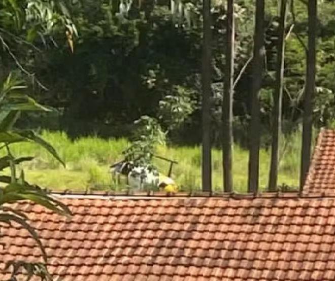 Helicóptero da PM cai durante perseguição a suspeitos em Matelândia