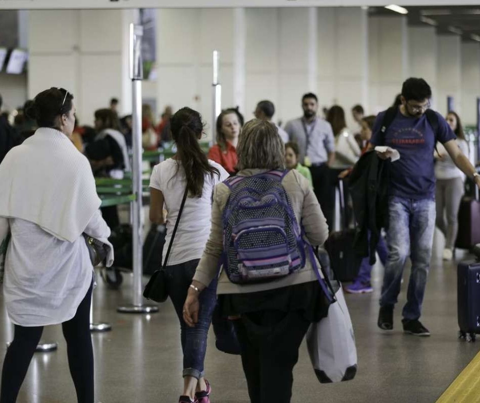 Aeroporto de Maringá espera aumento de 20% de passageiros neste ano