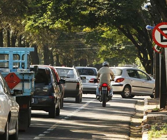 Motocicleta deve mais de R$ 180 mil em multas em Maringá