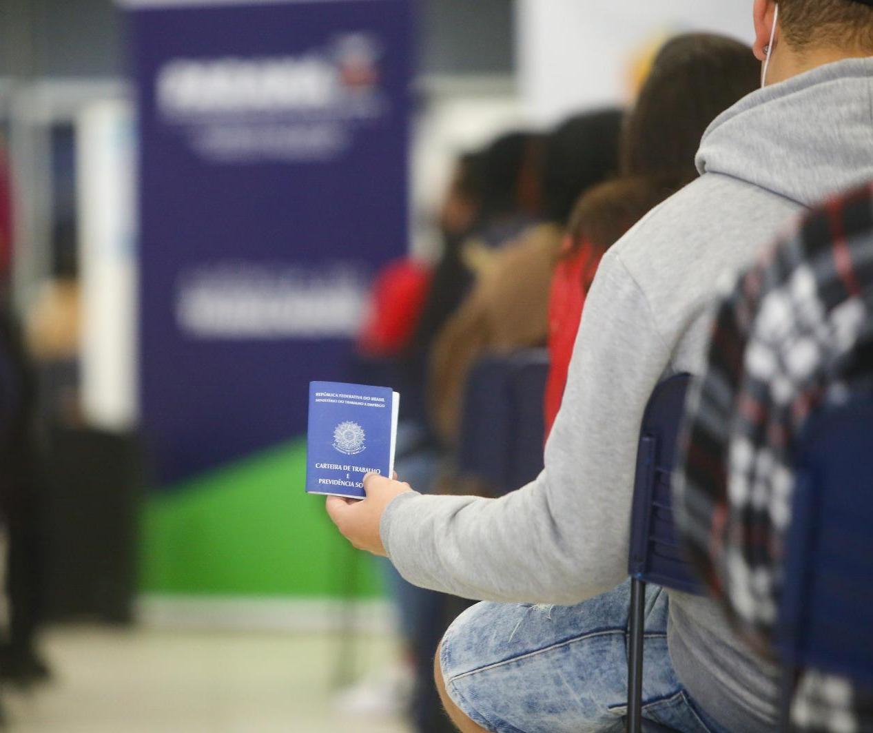 Confira as vagas disponíveis na Agência do Trabalhador nesta segunda (7)