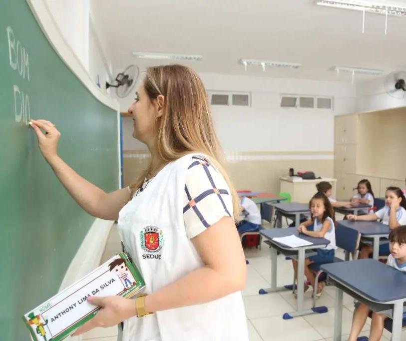 Mais de 38 mil alunos voltam às aulas no dia 5 de fevereiro na rede municipal de ensino em Maringá