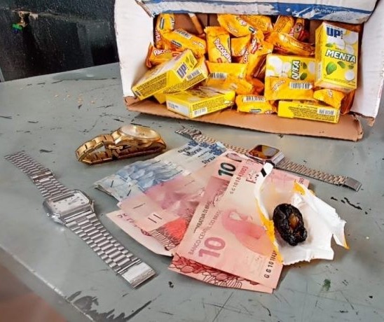 Homem é preso vendendo doce com crack no Centro de Maringá