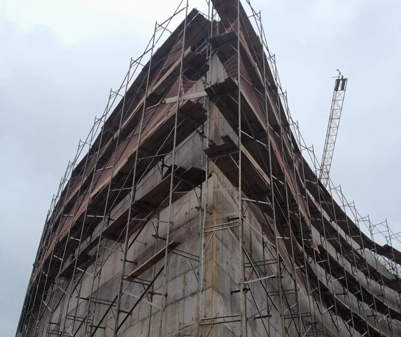 Construção do Centro de Eventos Oscar Niemeyer impacta visual de Maringá