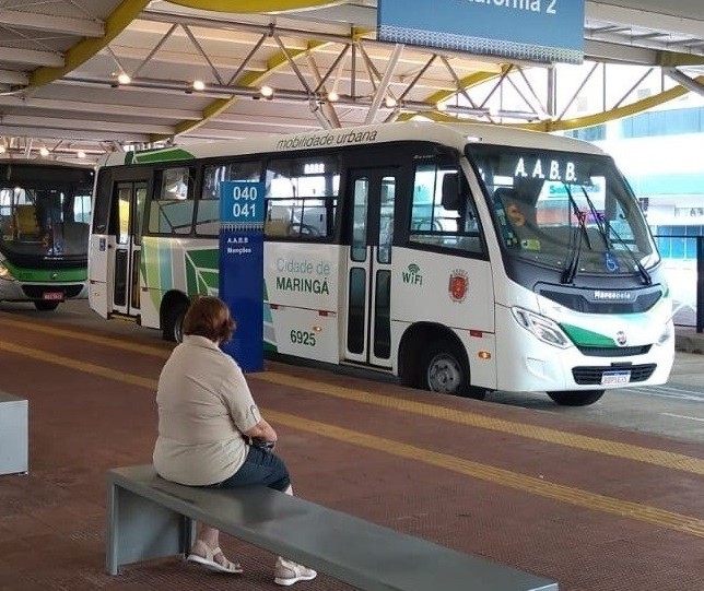 Paralisação do transporte público em Maringá continua, diz sindicato