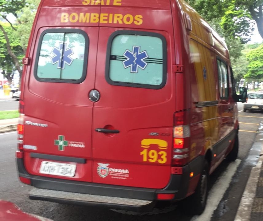 Ônibus atropela ciclista em Maringá