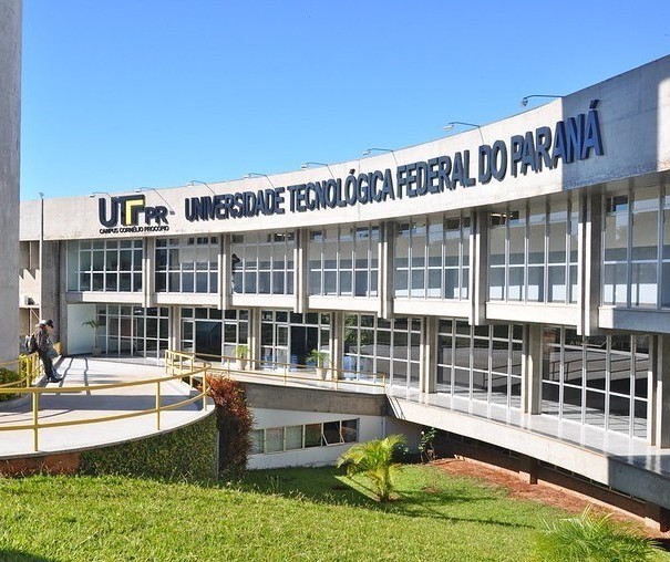 UTFPR abre 21 vagas para cargos de níveis médio e superior 