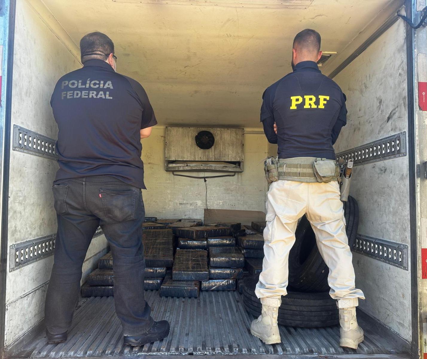 Perseguição termina com mais de 1 tonelada de maconha apreendida em Londrina