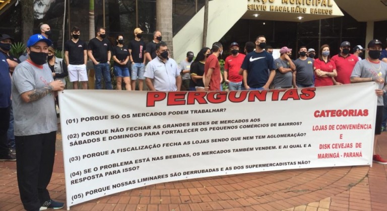Bares, disque-bebidas e tabacarias protestam contra restrições em Maringá