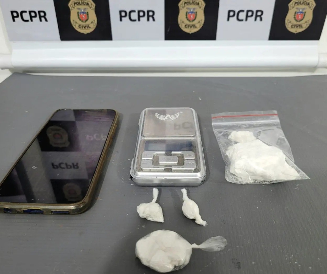 MC maringaense é preso em flagrante com cocaína próximo à UEM