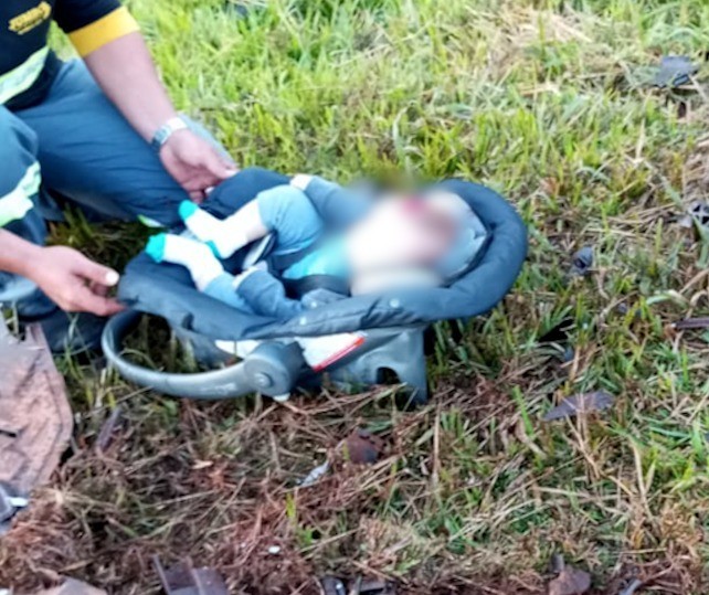 Santa Izabel do Oeste: bebê sobrevive ao ser ejetado de veículo em acidente na PR-281