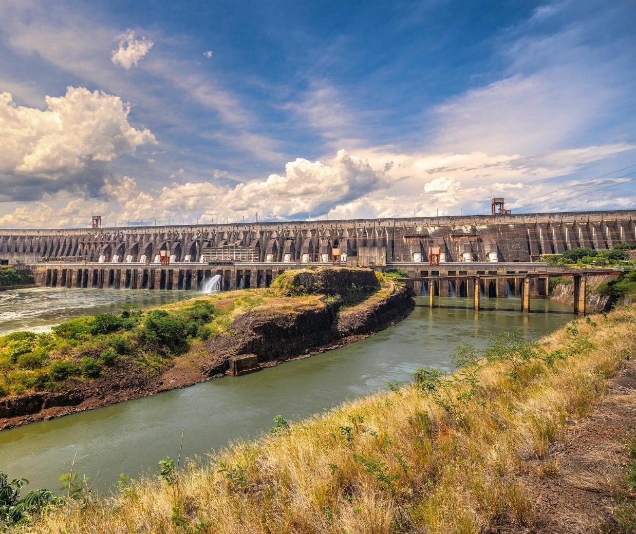 “Bônus Itaipu” vai baratear a conta de luz de 78 milhões de consumidores em janeiro