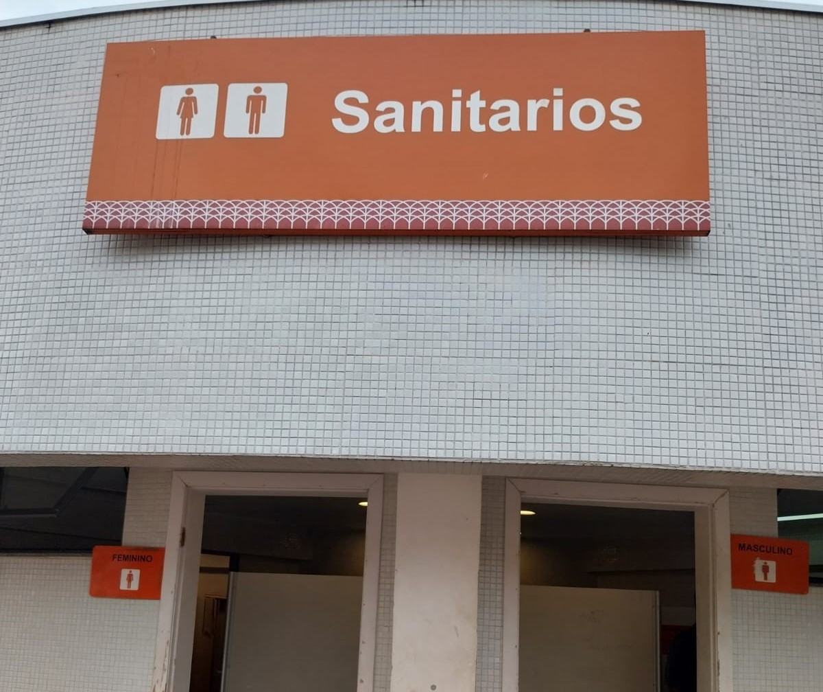 Ouvinte se queixa das condições do sanitário masculino do Terminal Urbano de Maringá