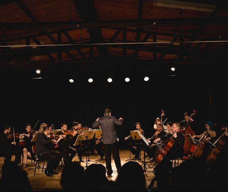 Orquestra de Câmara da UEM realiza duas apresentações gratuitas
