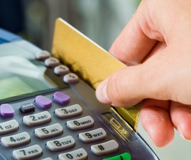 Cartão de crédito é responsável por 77% do endividamento familiar