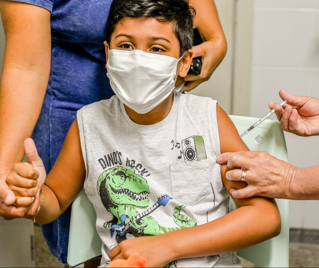 Ponta Grossa aplica vacina contra Covid-19 no público infantil nesta sexta-feira (20)
