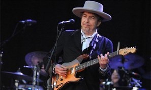 Prêmio Nobel de Literatura dado a Bob Dylan repercute em Maringá