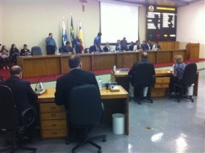 Vereadores da oposição ficam de fora das comissões permanentes da legislativo de Maringá
