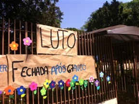 Alunos do Gerardo Braga protestam contra o fechamento da escola