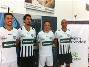 Maringá Futebol Clube apresenta novos patrocinadores e uniformes do time