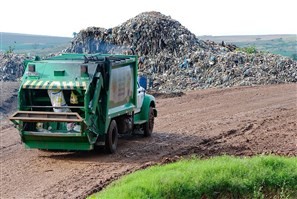 Ministério Público investiga empresa que coleta lixo em Maringá