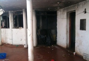 Pelo menos 15 pessoas 'moram' em prédio abandonado no centro de Maringá