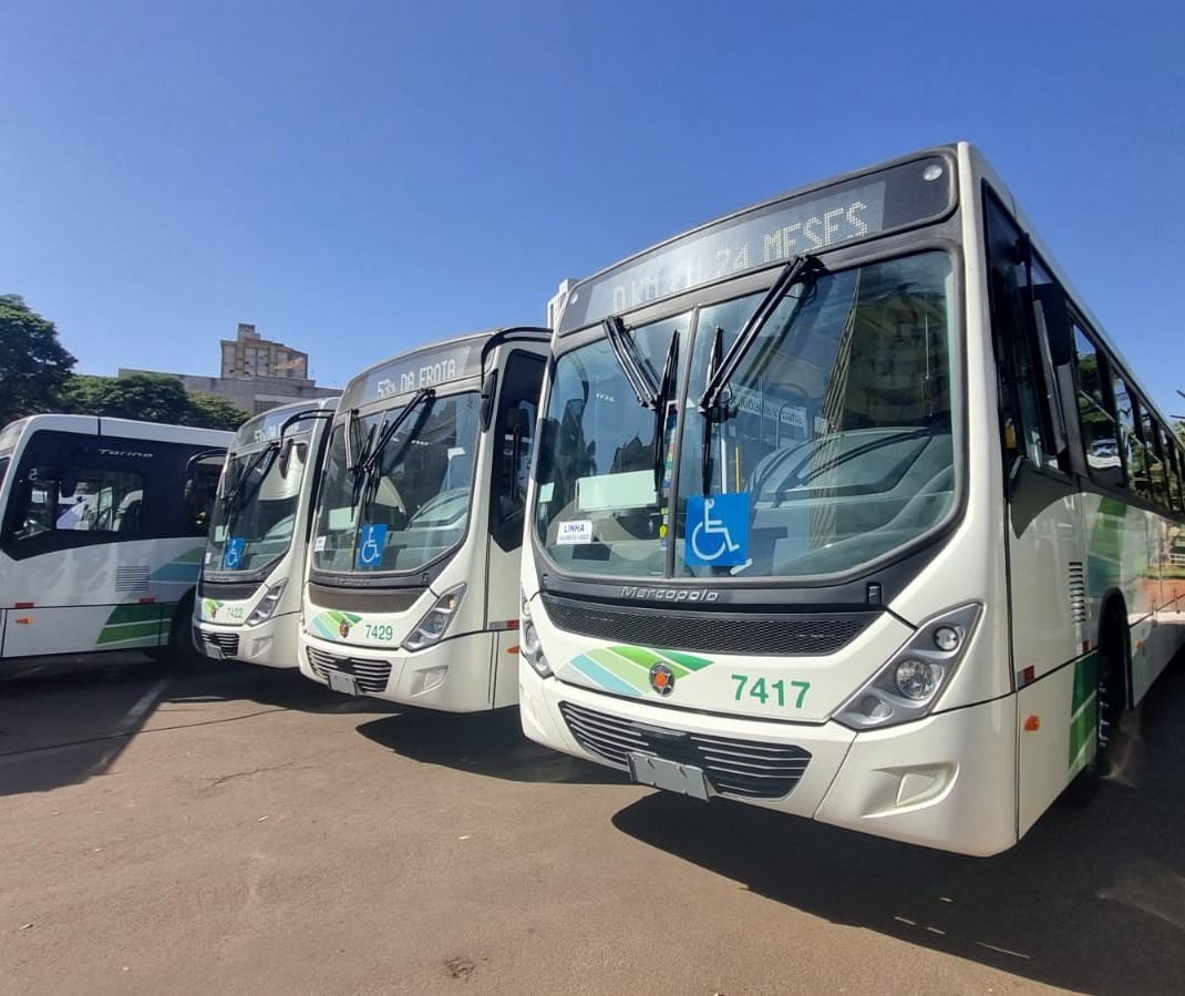 TCCC apresenta novos ônibus do transporte coletivo