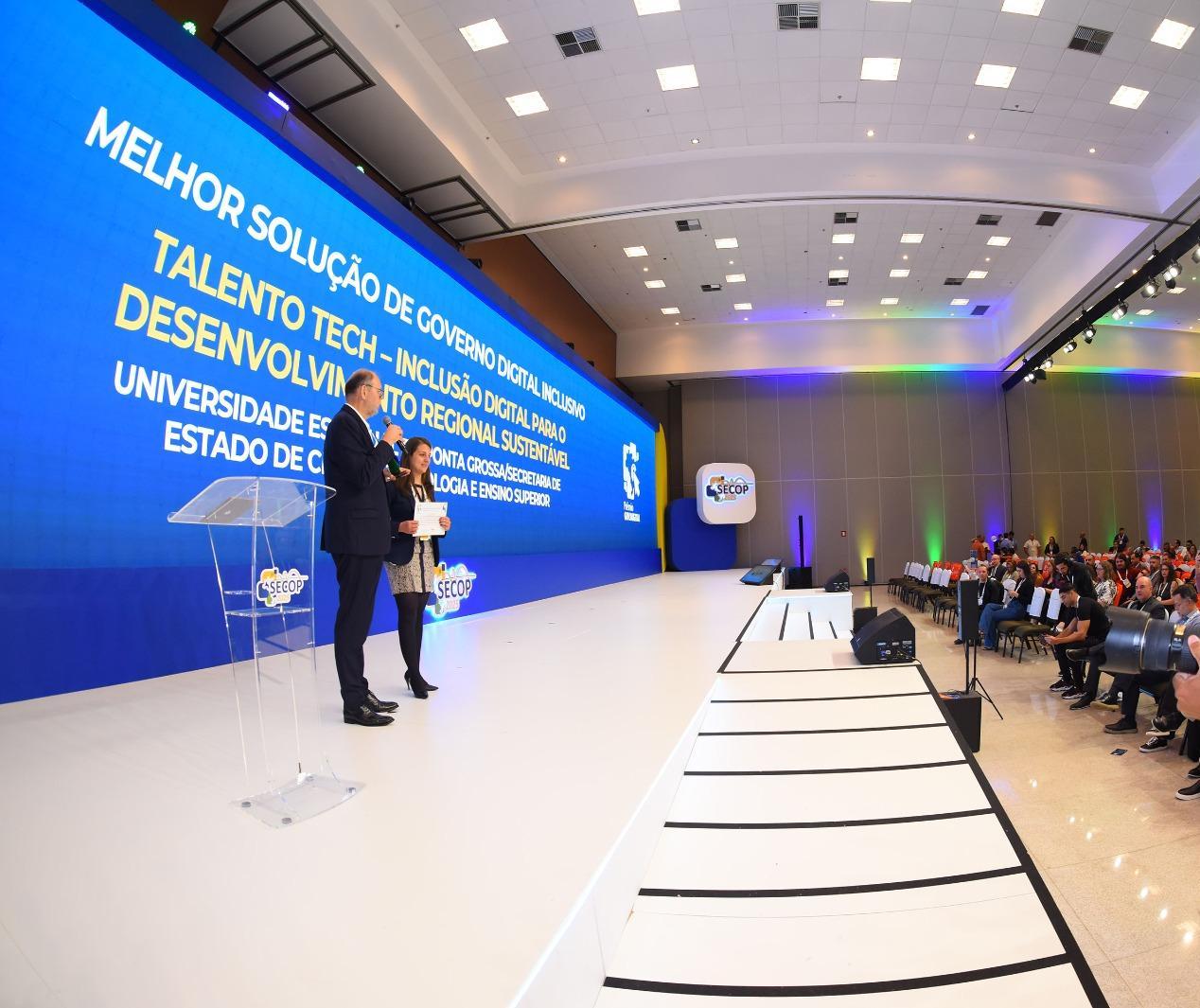 Iniciativas digitais do Paraná ganham prêmios nacionais de excelência