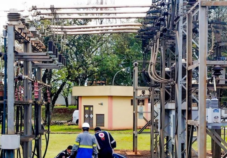 Trabalhador morre após sofrer descarga elétrica em subestação de energia em Maringá
