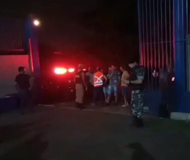 Foz do Iguaçu: dez pessoas são feitas reféns durante assalto a transportadora