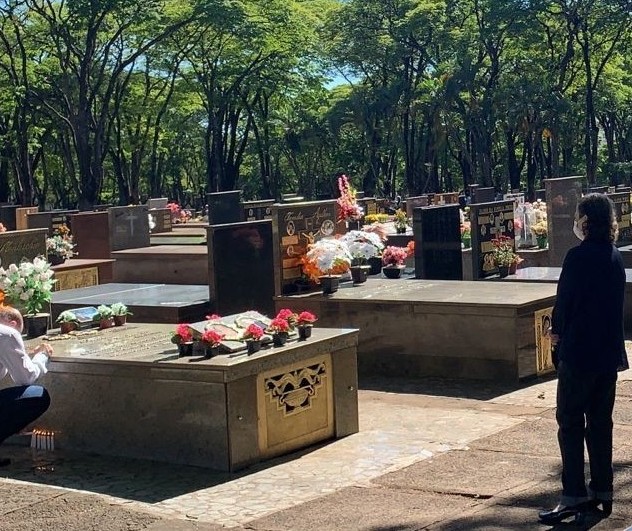 Venda de sepulturas está suspensa no Cemitério Municipal de Maringá