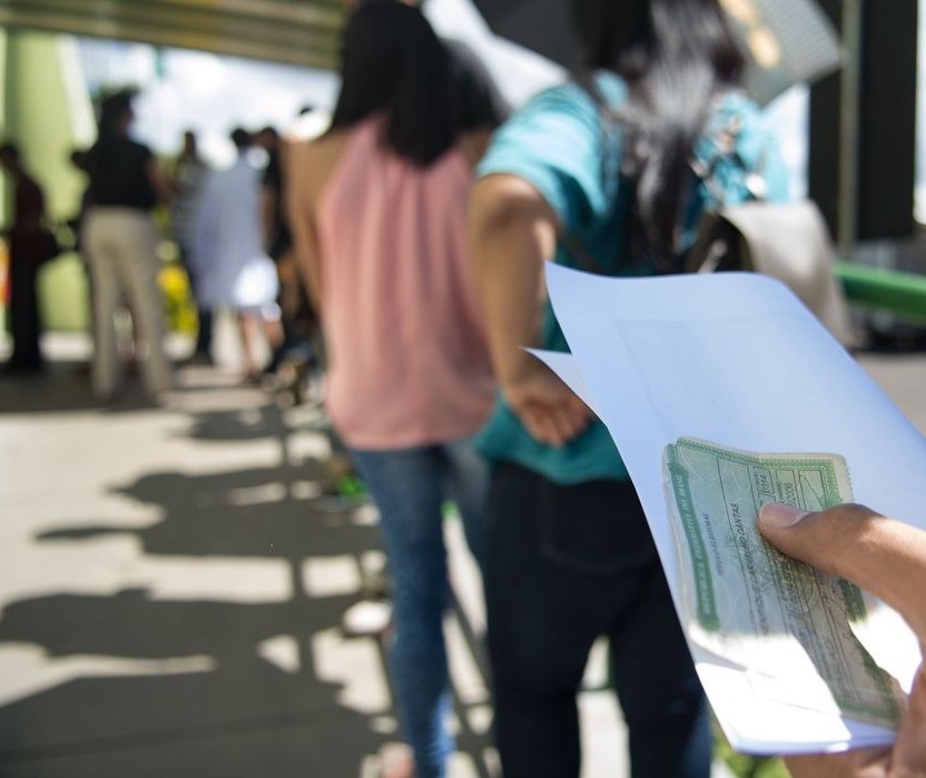 Milhares de eleitores foram às urnas nesse domingo em Maringá (15)