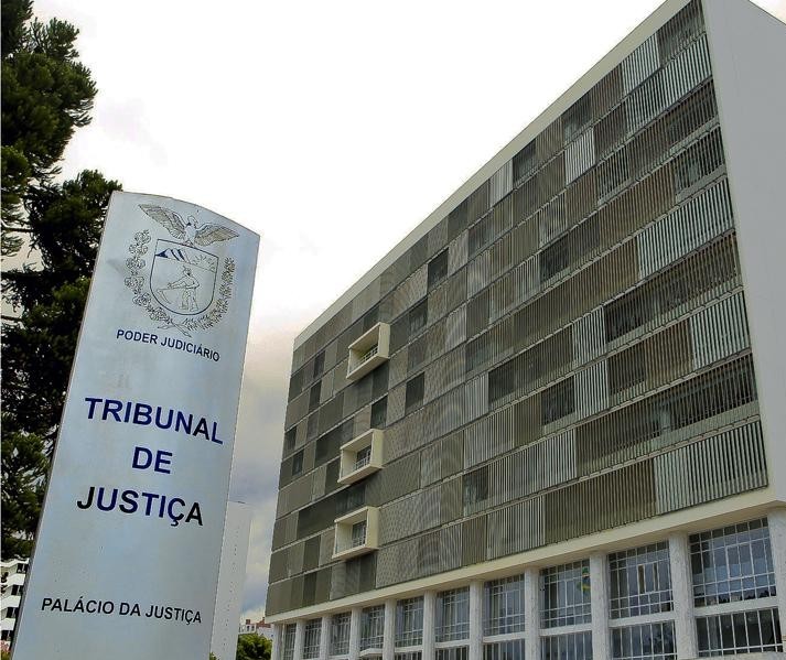  Tribunal de Justiça do Paraná contrata médico 