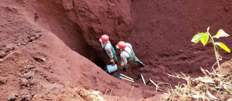 Escavação em chácara não encontra indícios de mais um corpo