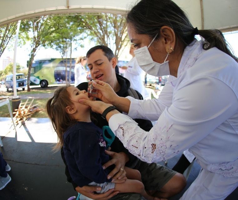 Maringá faz mutirão de vacinação contra polio no Jardim Pinheiros neste sábado (24)