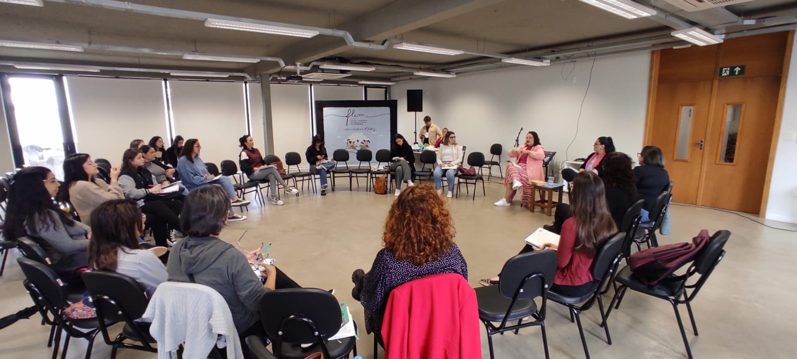 Começa a Festa Literária Internacional de Maringá