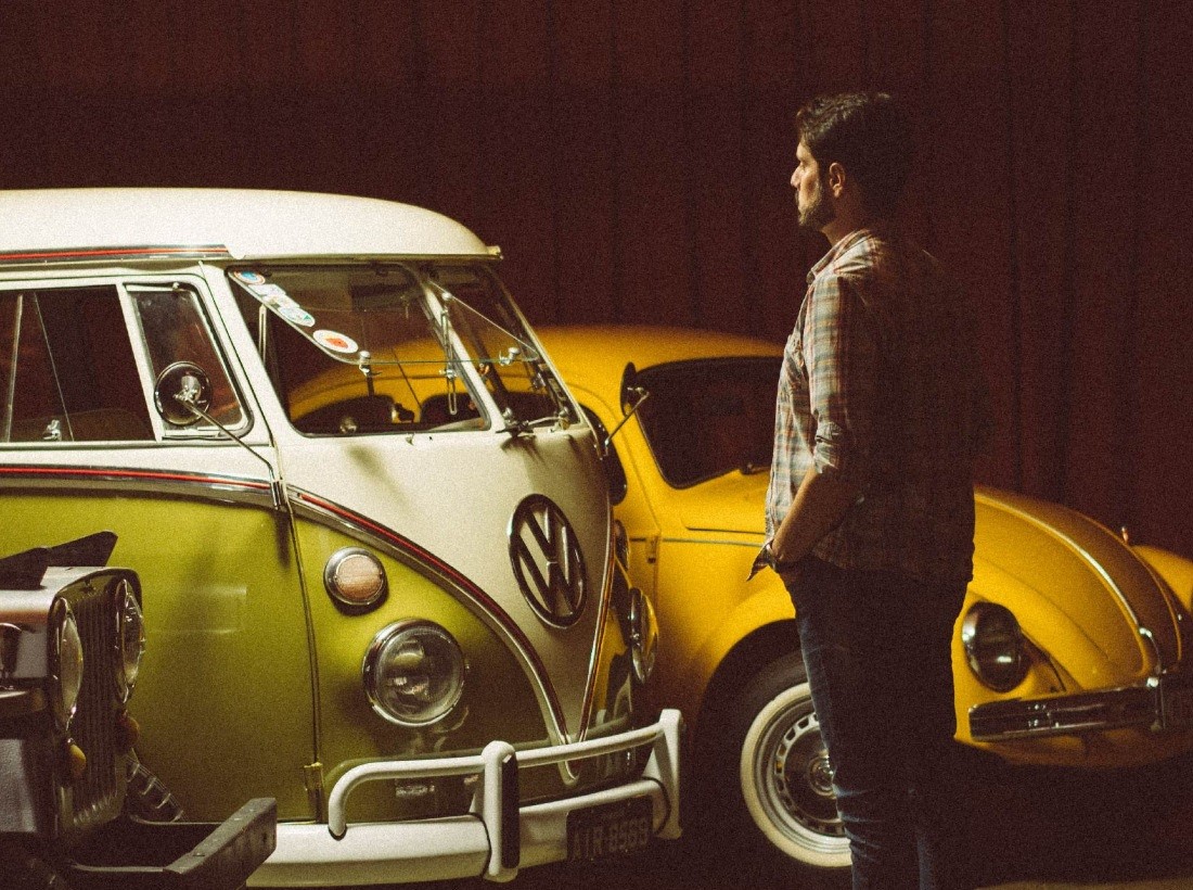 Futebol em Maringá e carros antigos são temas de documentários