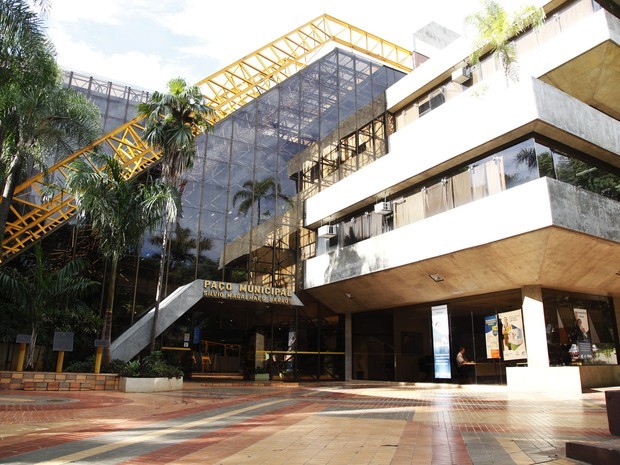 Liminar derruba decreto do banco de horas da Prefeitura de Maringá