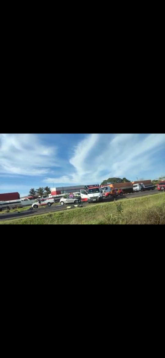 Acidente em Mandaguari deixa quatro pessoas feridas, diz Samu