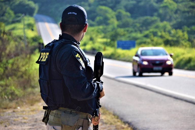 Operação Natal: região de Londrina teve sete acidentes por dia durante ação da PRF