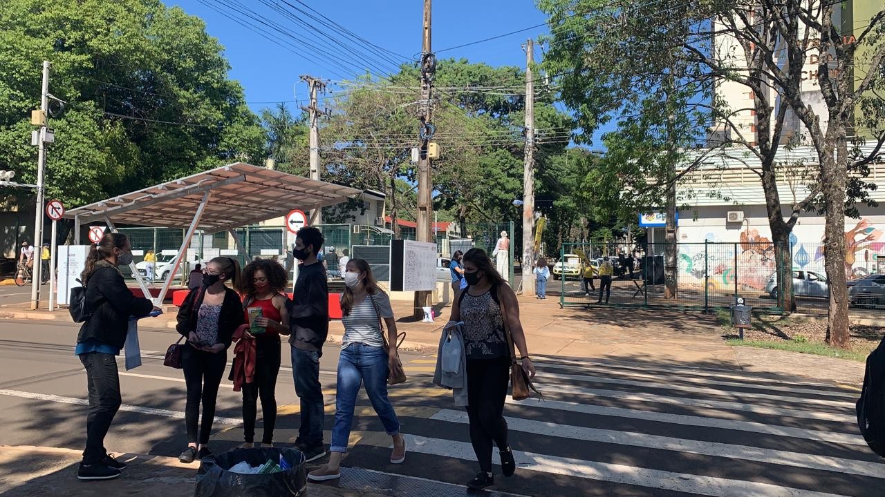 Estudantes prestam Vestibular da UEM 2020 neste domingo (23) e segunda (24)