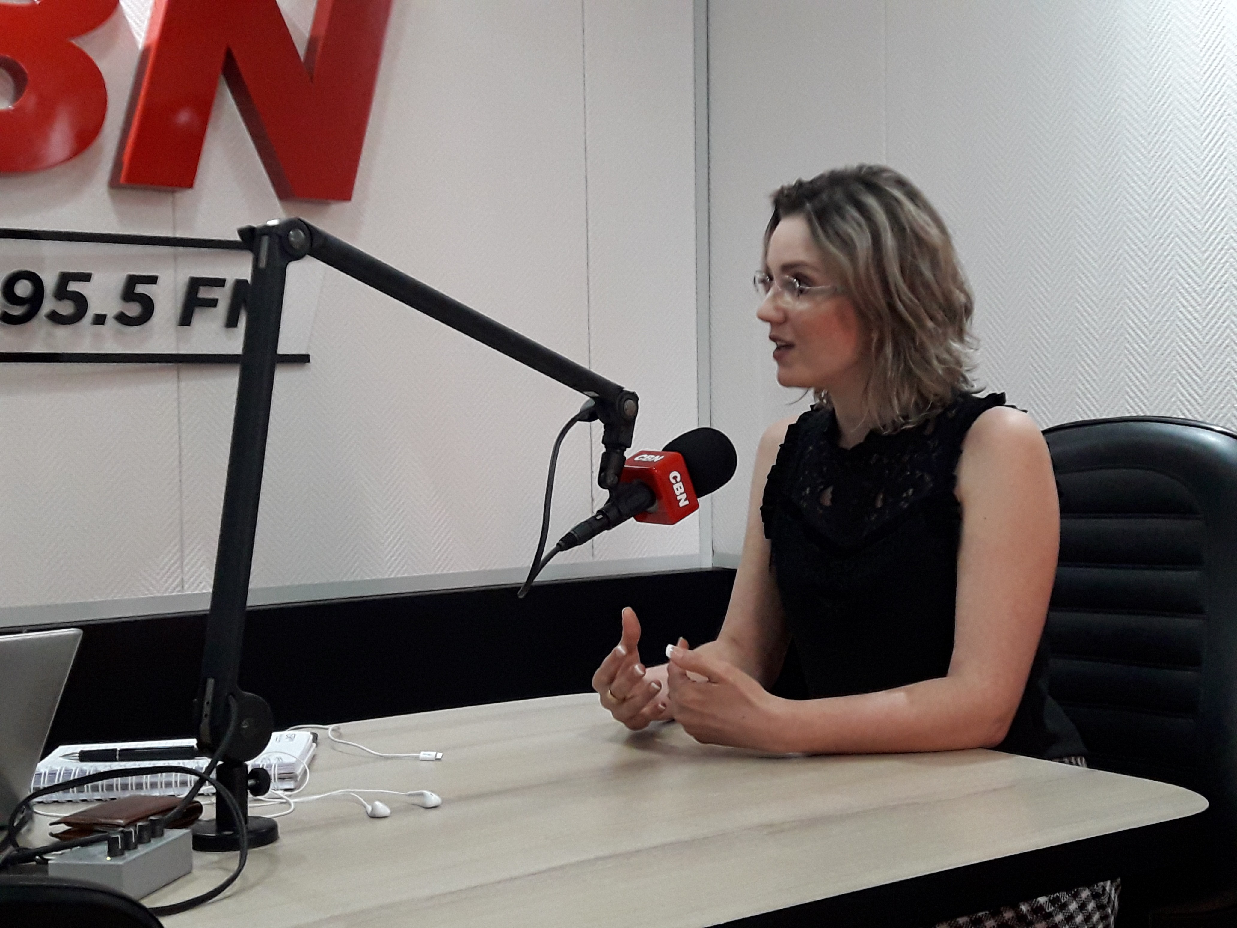 Como lidar quando os filhos chegam e quando vão embora de casa